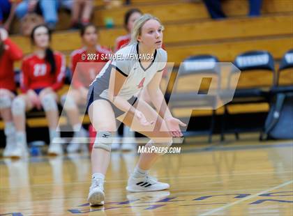 Thumbnail 3 in Millard South vs. Marian photogallery.