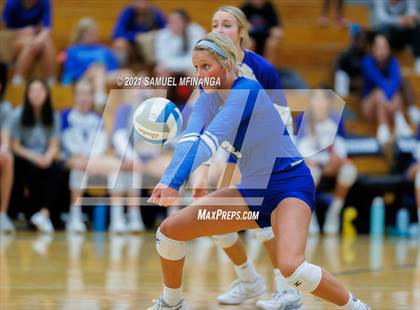 Thumbnail 3 in Millard South vs. Marian photogallery.