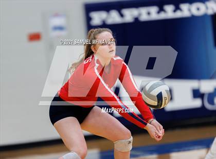 Thumbnail 3 in Millard South vs. Marian photogallery.