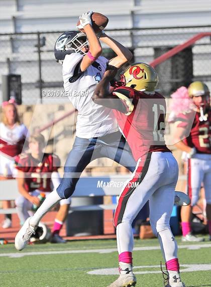 Thumbnail 2 in Camarillo @ Oaks Christian photogallery.