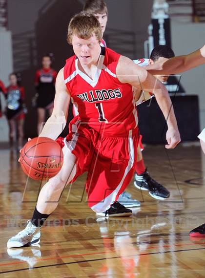 Thumbnail 3 in Ottawa vs. Anderson County (KSHSAA 4A  1st Round) photogallery.
