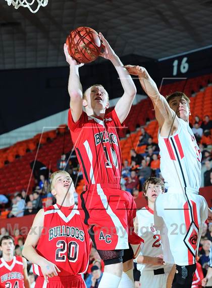 Thumbnail 1 in Ottawa vs. Anderson County (KSHSAA 4A  1st Round) photogallery.