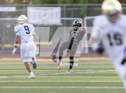 Thumbnail 2 in Notre Dame (SO) @ Bishop Alemany photogallery.