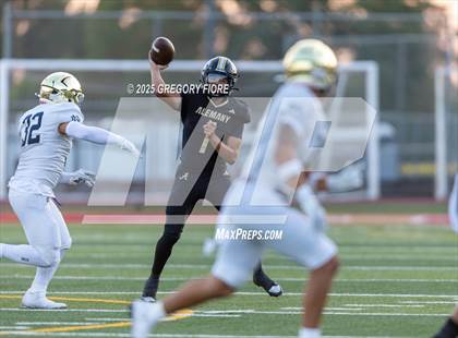Thumbnail 1 in Notre Dame (SO) @ Bishop Alemany photogallery.