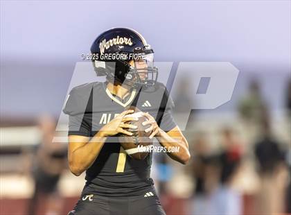 Thumbnail 3 in Notre Dame (SO) @ Bishop Alemany photogallery.