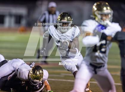 Thumbnail 3 in Notre Dame (SO) @ Bishop Alemany photogallery.