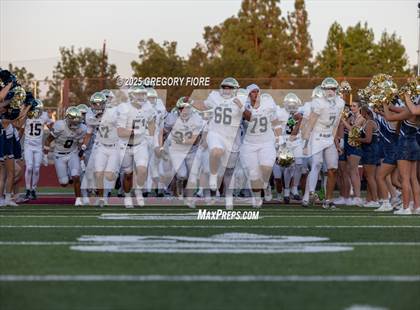 Thumbnail 2 in Notre Dame (SO) @ Bishop Alemany photogallery.