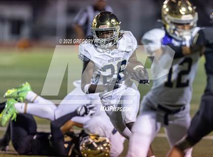 Thumbnail 2 in Notre Dame (SO) @ Bishop Alemany photogallery.