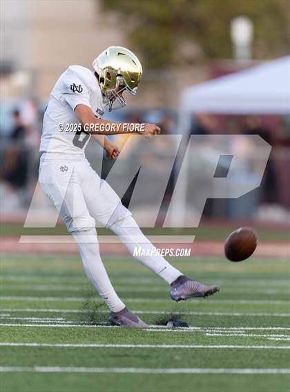 Thumbnail 1 in Notre Dame (SO) @ Bishop Alemany photogallery.