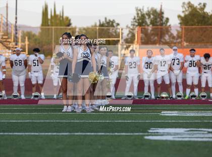 Thumbnail 2 in Notre Dame (SO) @ Bishop Alemany photogallery.