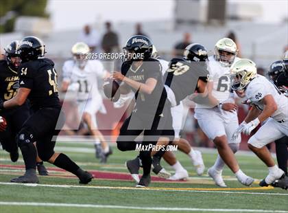 Thumbnail 2 in Notre Dame (SO) @ Bishop Alemany photogallery.