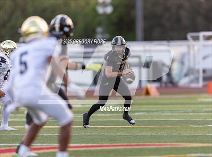 Thumbnail 2 in Notre Dame (SO) @ Bishop Alemany photogallery.