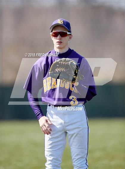 Thumbnail 3 in Lake Braddock @ Westfield photogallery.