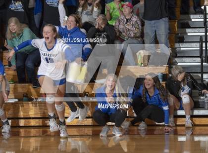 Thumbnail 3 in Turtle Lake vs. Clear Lake (WIAA D4 Regional Final) photogallery.