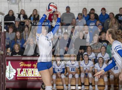 Thumbnail 2 in Turtle Lake vs. Clear Lake (WIAA D4 Regional Final) photogallery.