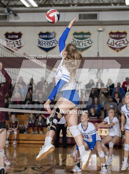 Thumbnail 1 in Turtle Lake vs. Clear Lake (WIAA D4 Regional Final) photogallery.