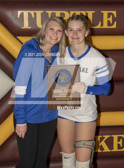 Thumbnail 1 in Turtle Lake vs. Clear Lake (WIAA D4 Regional Final) photogallery.