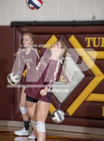 Thumbnail 2 in Turtle Lake vs. Clear Lake (WIAA D4 Regional Final) photogallery.