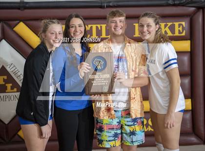 Thumbnail 3 in Turtle Lake vs. Clear Lake (WIAA D4 Regional Final) photogallery.