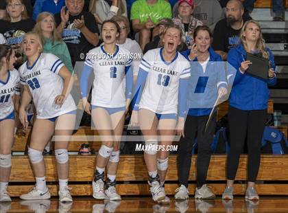 Thumbnail 3 in Turtle Lake vs. Clear Lake (WIAA D4 Regional Final) photogallery.