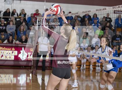 Thumbnail 3 in Turtle Lake vs. Clear Lake (WIAA D4 Regional Final) photogallery.