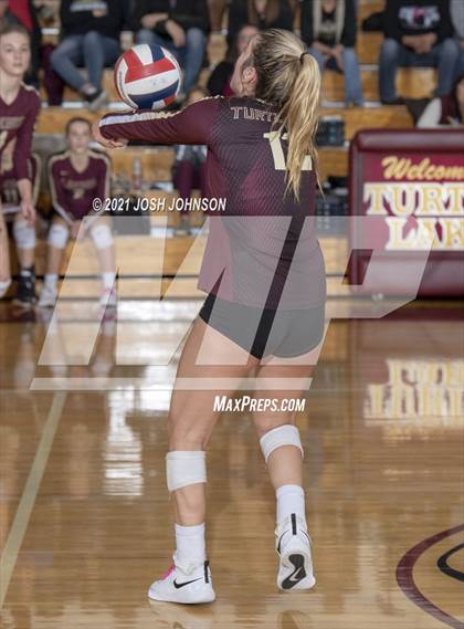 Thumbnail 3 in Turtle Lake vs. Clear Lake (WIAA D4 Regional Final) photogallery.