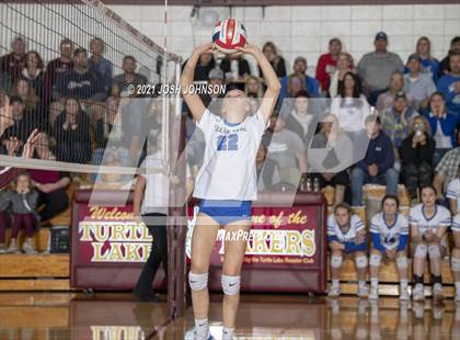 Thumbnail 3 in Turtle Lake vs. Clear Lake (WIAA D4 Regional Final) photogallery.