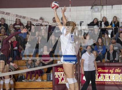 Thumbnail 2 in Turtle Lake vs. Clear Lake (WIAA D4 Regional Final) photogallery.