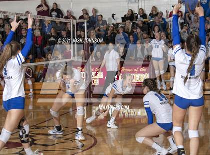 Thumbnail 2 in Turtle Lake vs. Clear Lake (WIAA D4 Regional Final) photogallery.