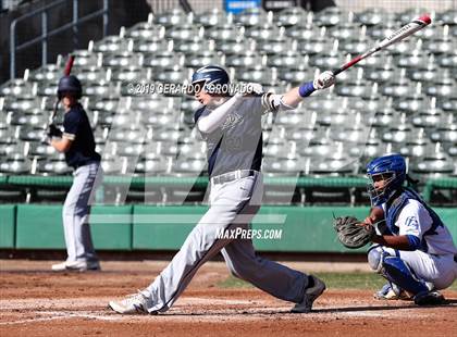 Thumbnail 2 in Bear Creek vs. Central Catholic photogallery.