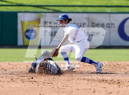 Thumbnail 3 in Bear Creek vs. Central Catholic photogallery.