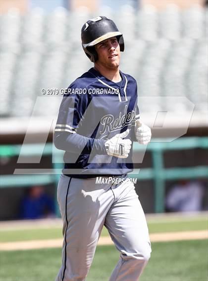 Thumbnail 3 in Bear Creek vs. Central Catholic photogallery.
