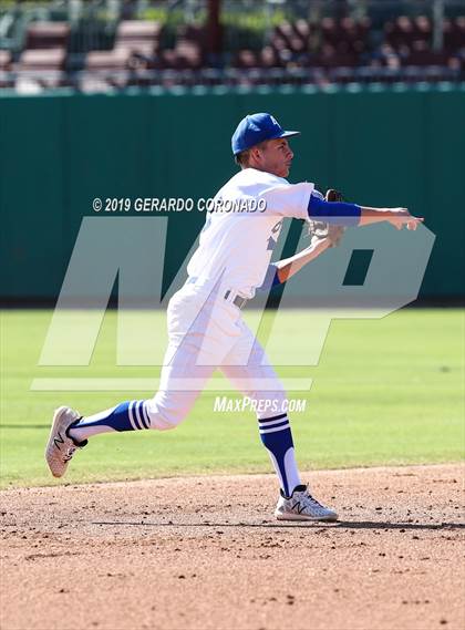 Thumbnail 1 in Bear Creek vs. Central Catholic photogallery.