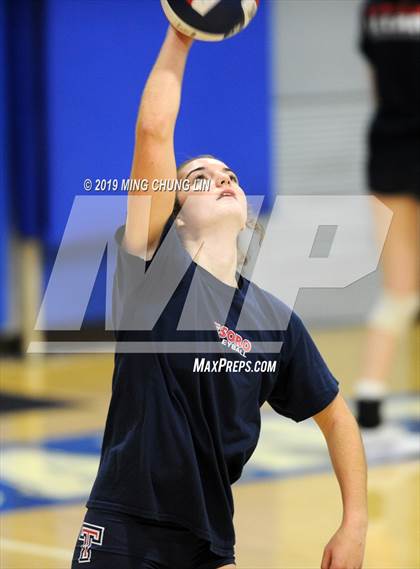 Thumbnail 3 in Tesoro @ Santa Margarita (CIF SS D2 Playoff) photogallery.