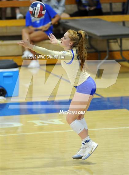Thumbnail 2 in Tesoro @ Santa Margarita (CIF SS D2 Playoff) photogallery.