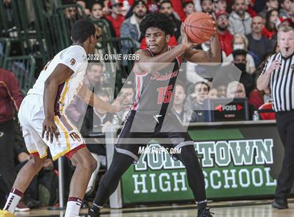 Thumbnail 2 in Mount Vernon vs North Rockland (Section 1 Class AA Final) photogallery.