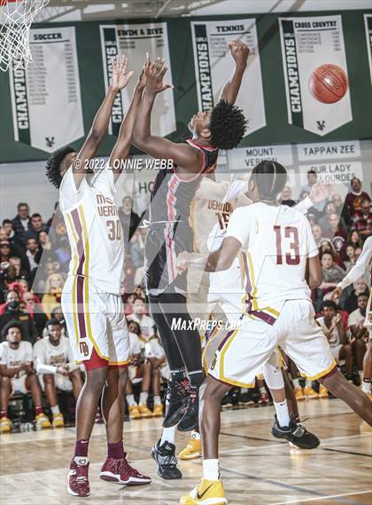 Thumbnail 2 in Mount Vernon vs North Rockland (Section 1 Class AA Final) photogallery.