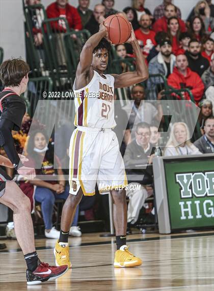 Thumbnail 2 in Mount Vernon vs North Rockland (Section 1 Class AA Final) photogallery.
