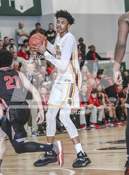 Thumbnail 2 in Mount Vernon vs North Rockland (Section 1 Class AA Final) photogallery.