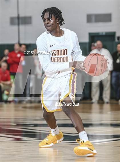 Thumbnail 2 in Mount Vernon vs North Rockland (Section 1 Class AA Final) photogallery.
