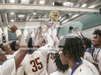 Thumbnail 1 in Mount Vernon vs North Rockland (Section 1 Class AA Final) photogallery.
