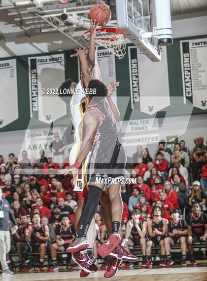Thumbnail 1 in Mount Vernon vs North Rockland (Section 1 Class AA Final) photogallery.