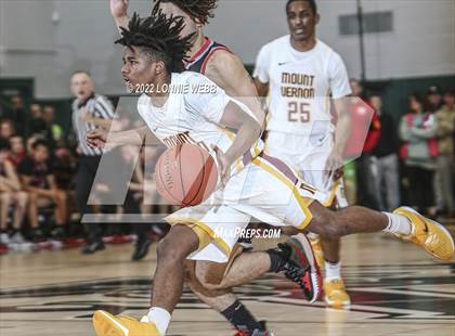 Thumbnail 2 in Mount Vernon vs North Rockland (Section 1 Class AA Final) photogallery.
