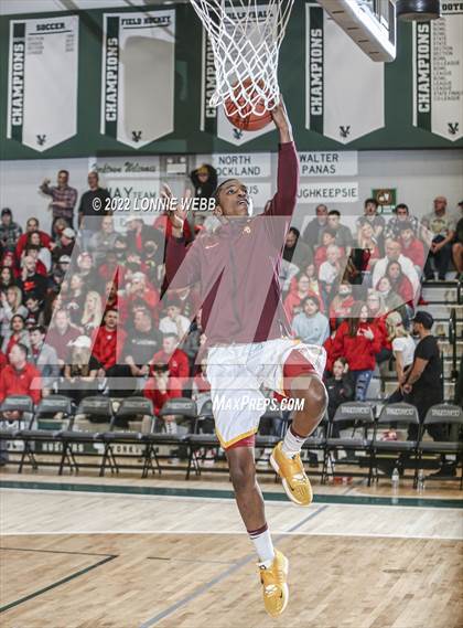 Thumbnail 2 in Mount Vernon vs North Rockland (Section 1 Class AA Final) photogallery.