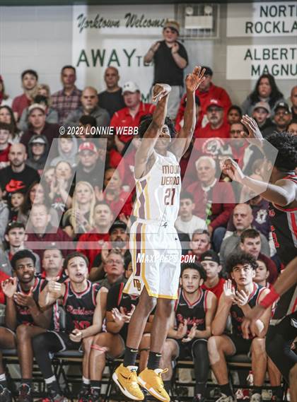 Thumbnail 2 in Mount Vernon vs North Rockland (Section 1 Class AA Final) photogallery.
