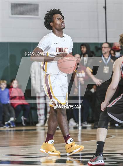 Thumbnail 3 in Mount Vernon vs North Rockland (Section 1 Class AA Final) photogallery.