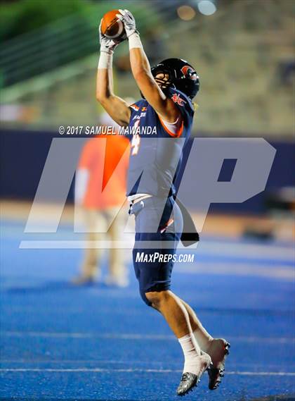 Thumbnail 3 in Chaminade vs Orange Lutheran (CIF SS Playoff) photogallery.
