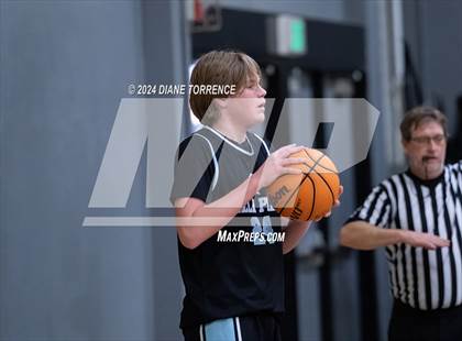 Thumbnail 1 in Villa Park @ Foothill photogallery.