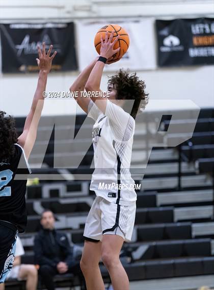 Thumbnail 2 in Villa Park @ Foothill photogallery.