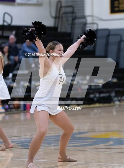 Thumbnail 1 in Villa Park @ Foothill photogallery.